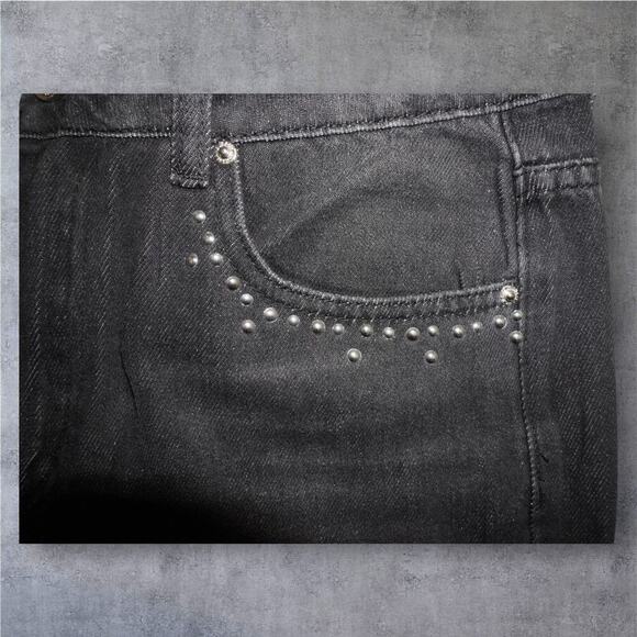BDG Urban Outfitters Black Studded Straight Leg Jeans – W30 – NWT - Picture 6 of 6